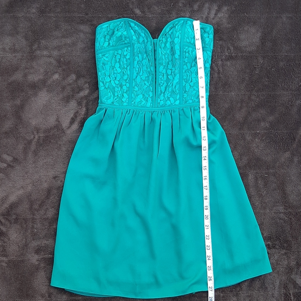 strapless green dress